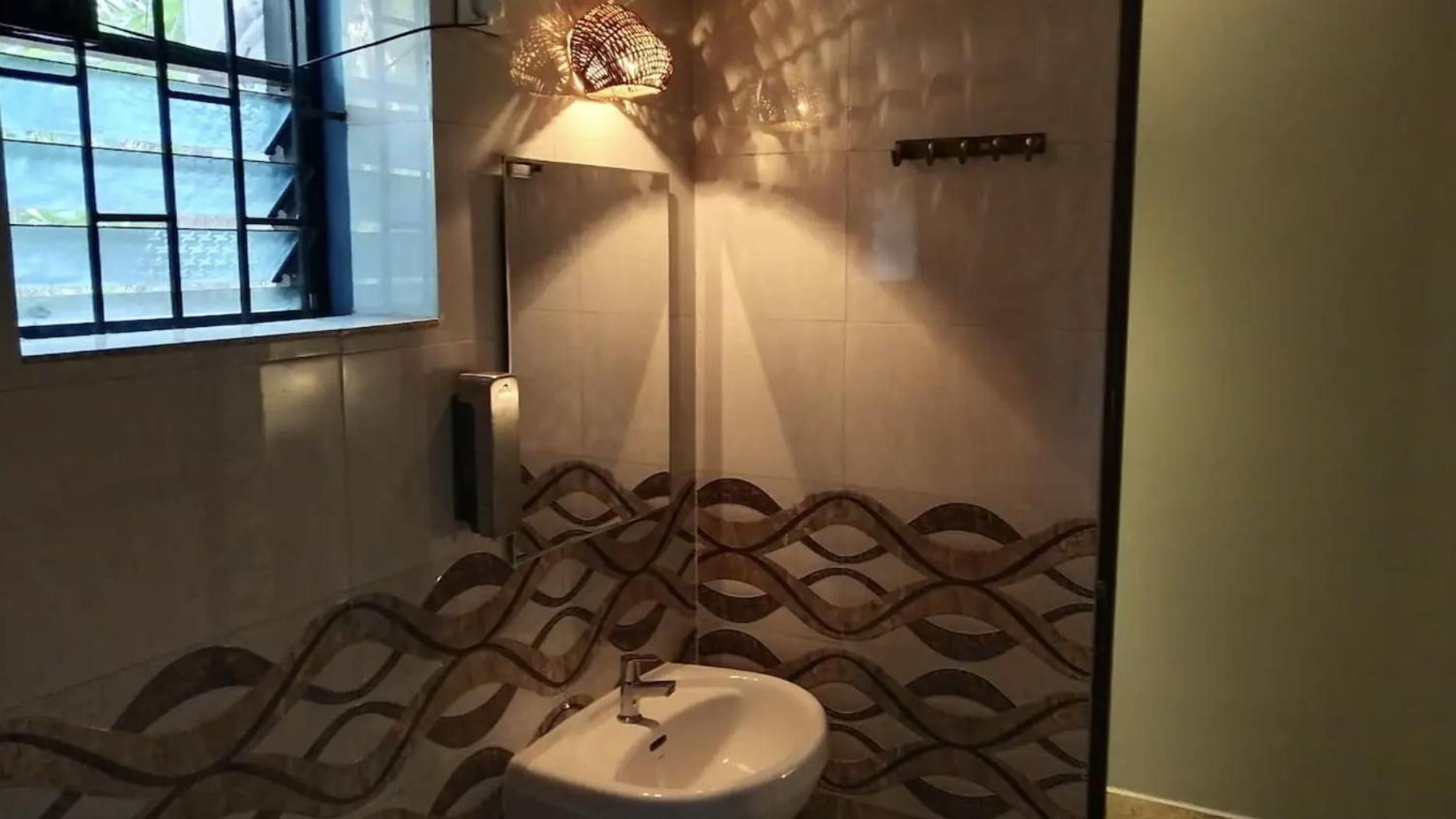 ואגאטור Tien B&B & Bistro מראה חיצוני תמונה